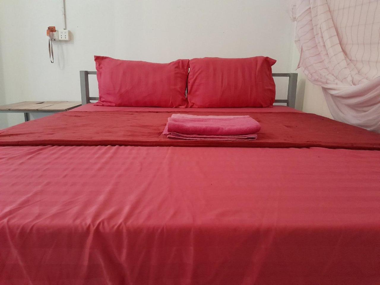 Golden Snake Guesthouse Beach Ронгсанлем Экстерьер фото